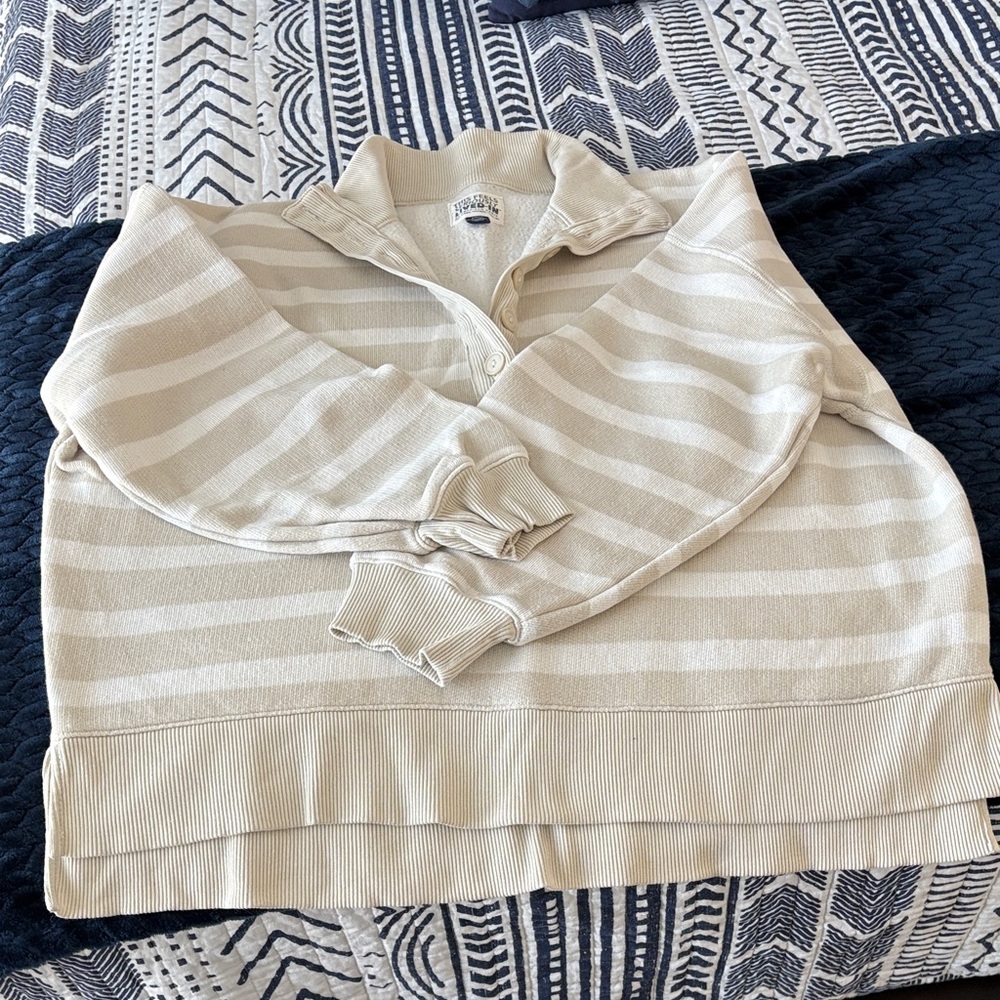 American Eagle Cream Striped Oversized sweatshirt
